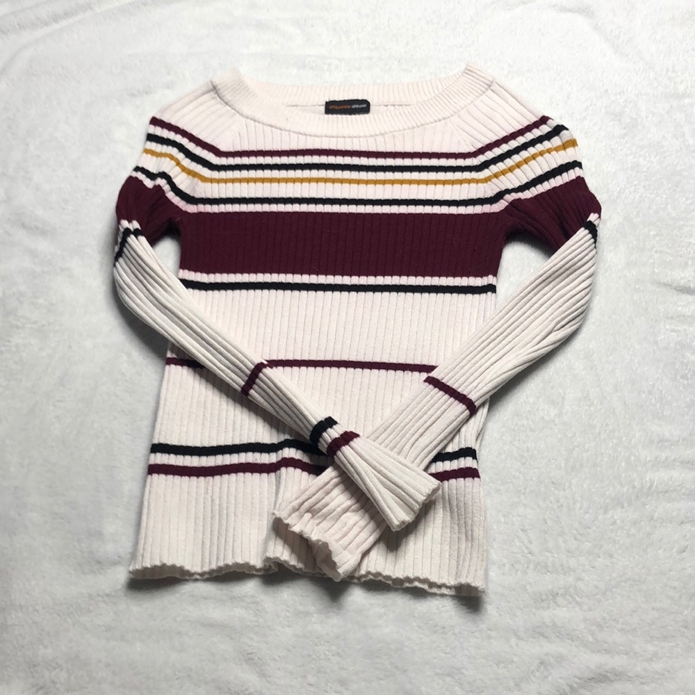 LONG SLEEVE SWEATER